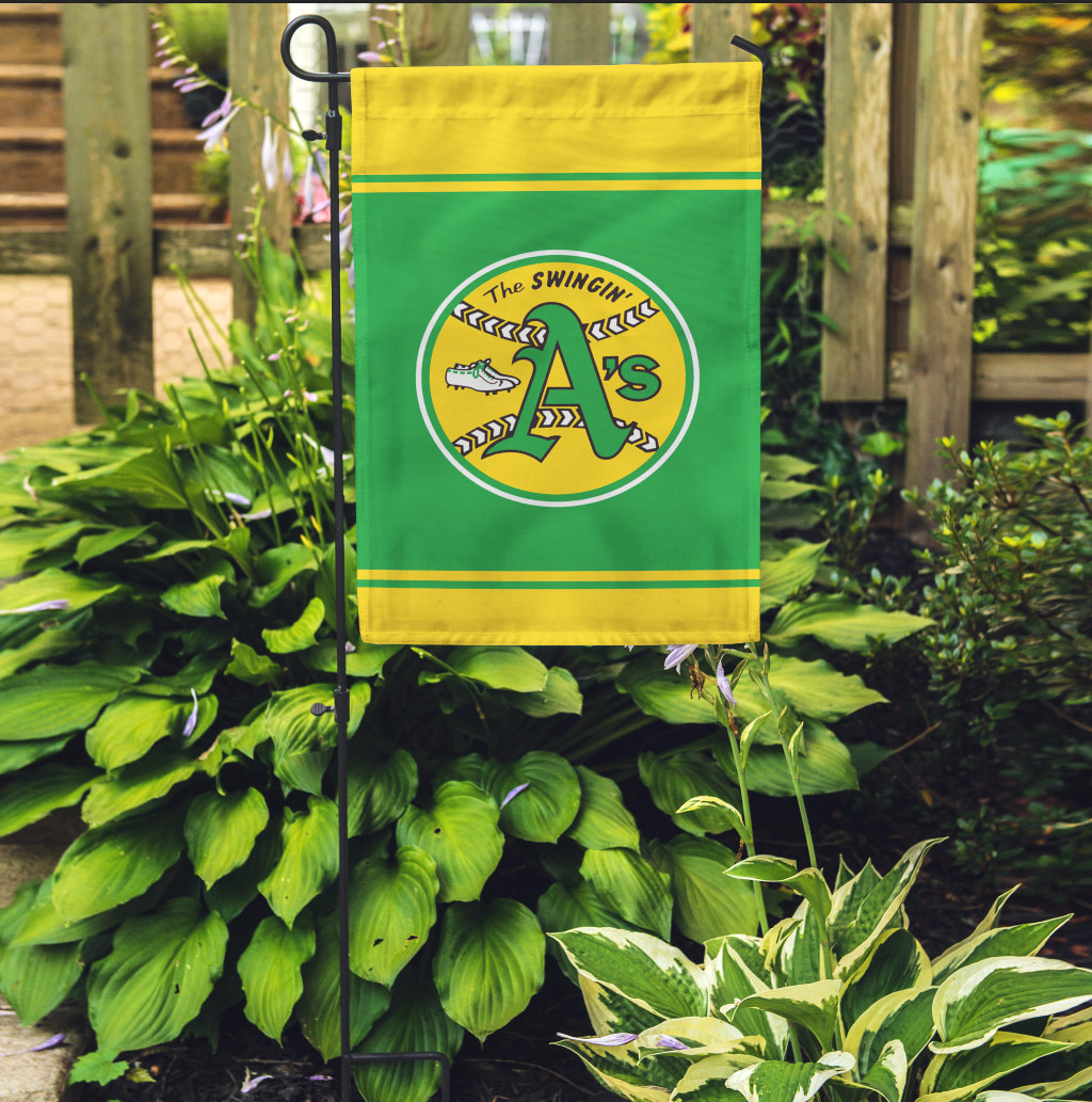 OAKLAND A's 11.5" X 17.5" GARDEN FLAG / YARD BANNER