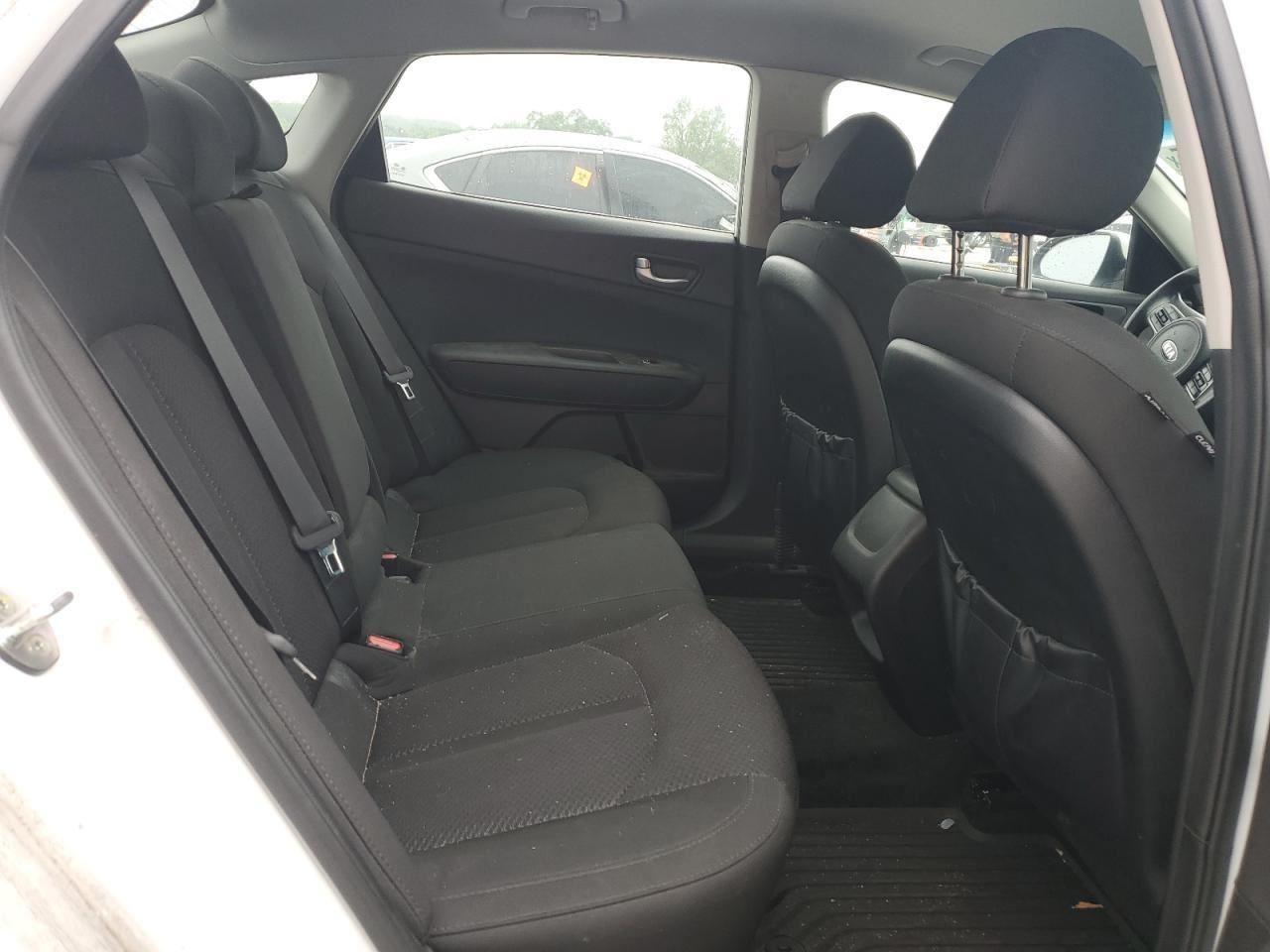 OPTIMAKIA 2018 Glove Box 4712269