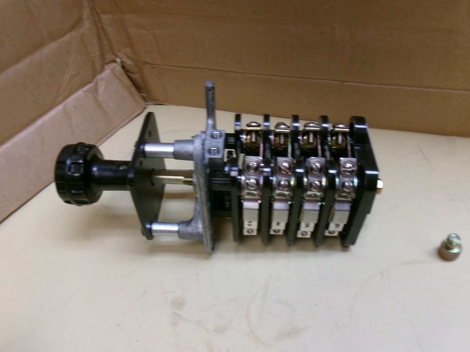 General Electric GE Rotary Switch 16SB1DB806SRM4K