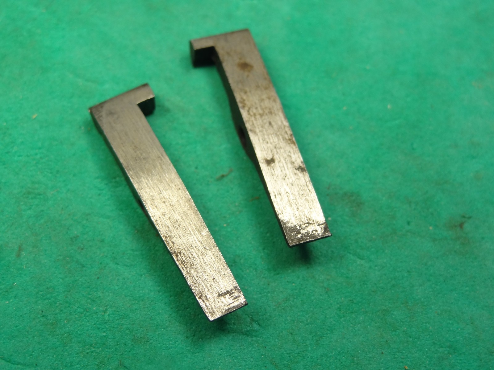 Savage 29A 29B Right & Left Extractor