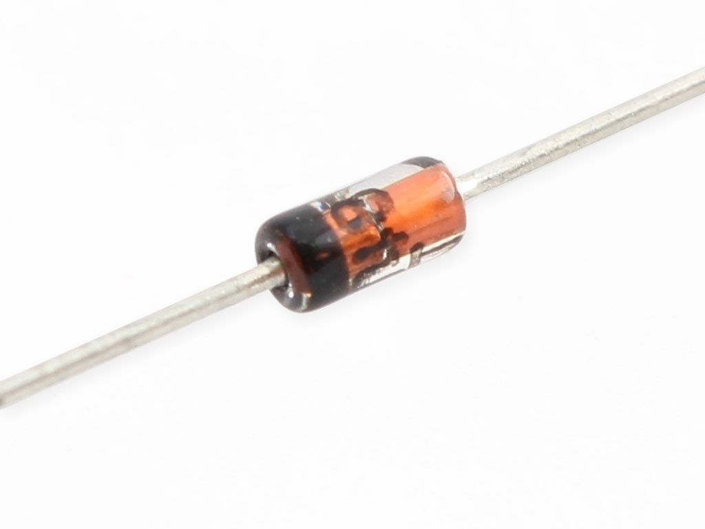 50PCS MultiComp 1N5247B Zener Single Diode, 17 V, 500 mW, DO-35 - New