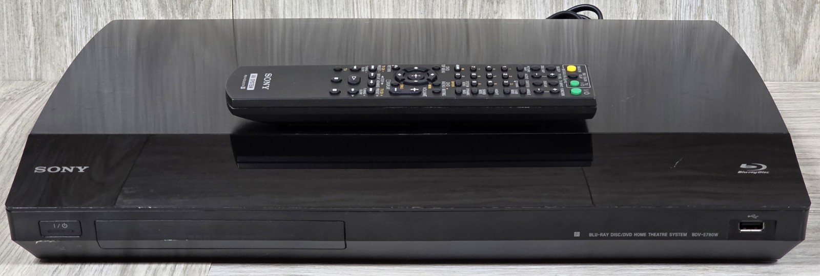 Sony BDV-E780W Blu-ray/SACD/DVD Home Theater System w/Remote - TESTED -