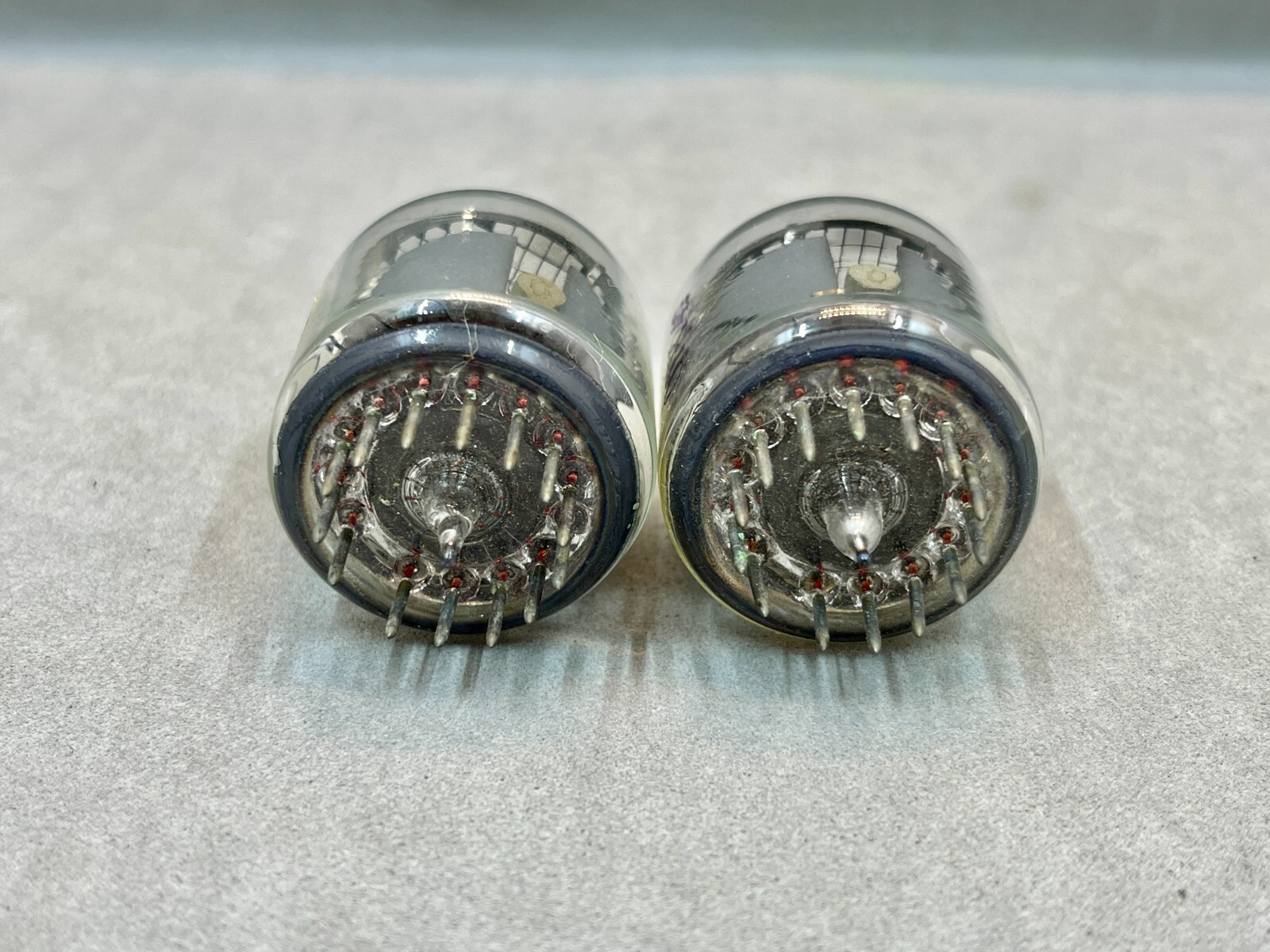 2 PCS IN-7(a,b) NEW NOS NIXIE VFD SYMBOLS SAME DATE