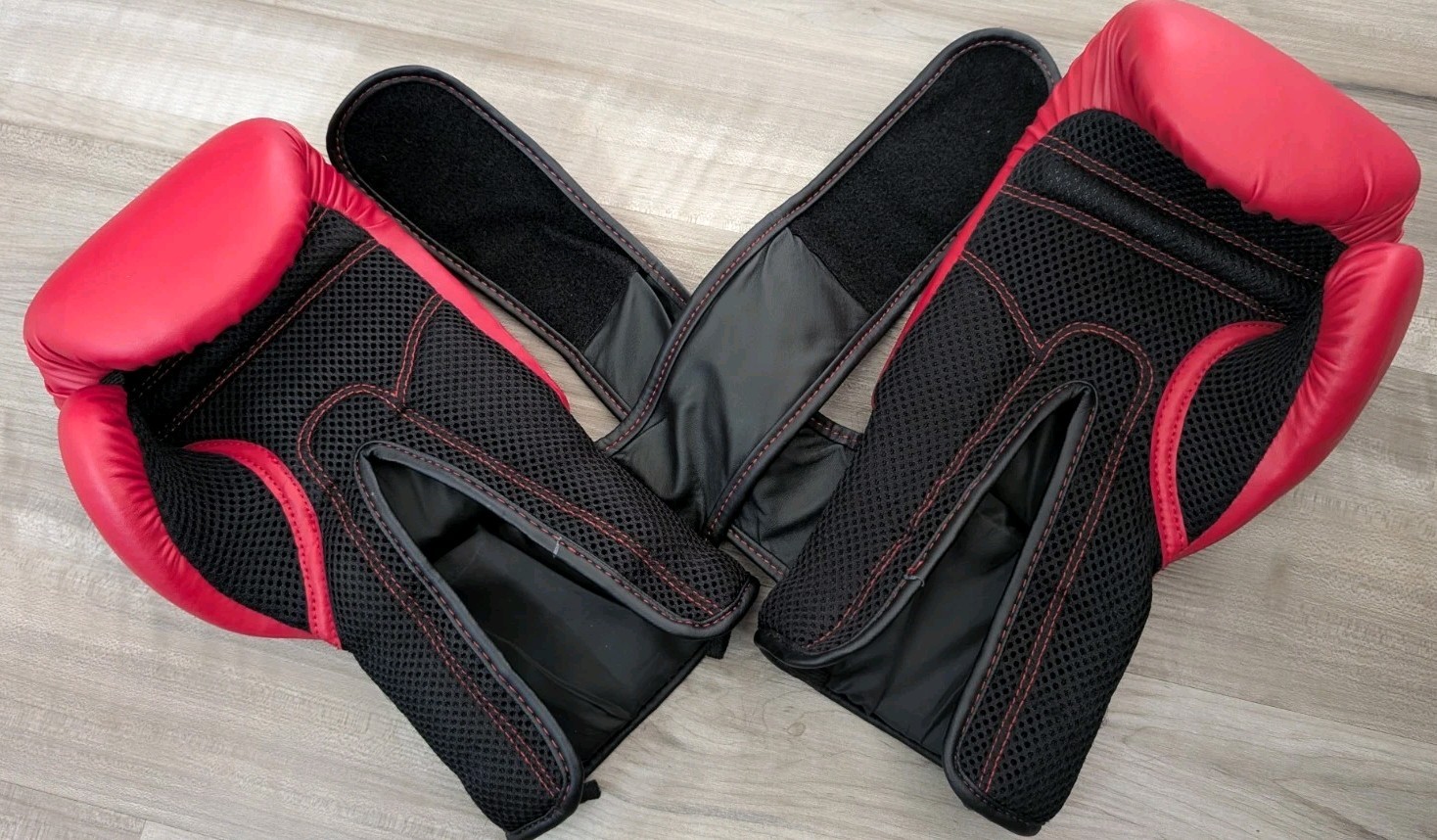 Century 14 Oz Drive Hook & Loop Training Boxing Gloves Black/Red