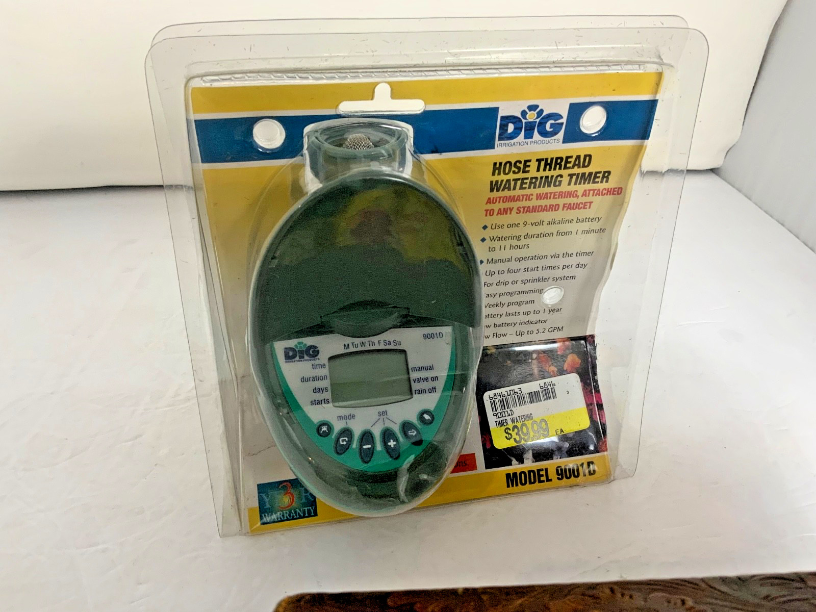 DIG Hose Thread Digital Sprinkler Watering Timer 9001D Clamshell NEW