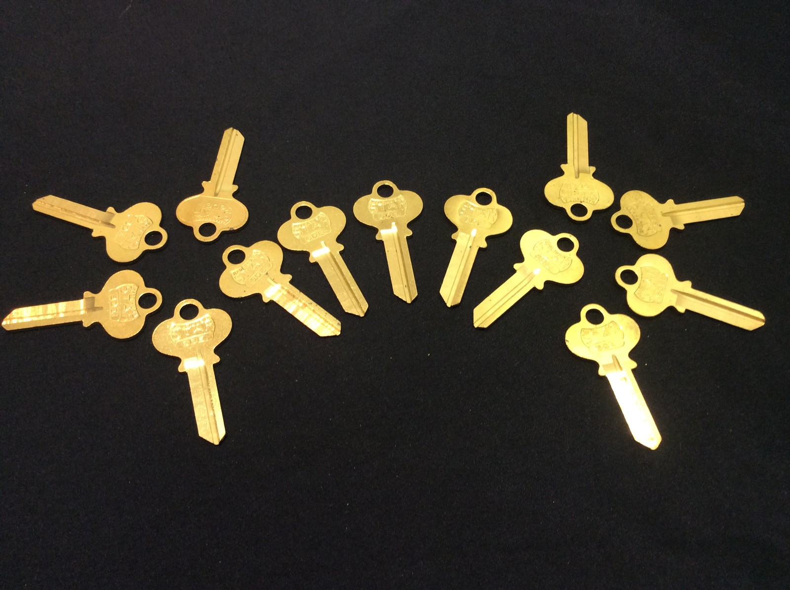 Dexter by Star DE5 Key Blanks, Set of 13- Locksmith