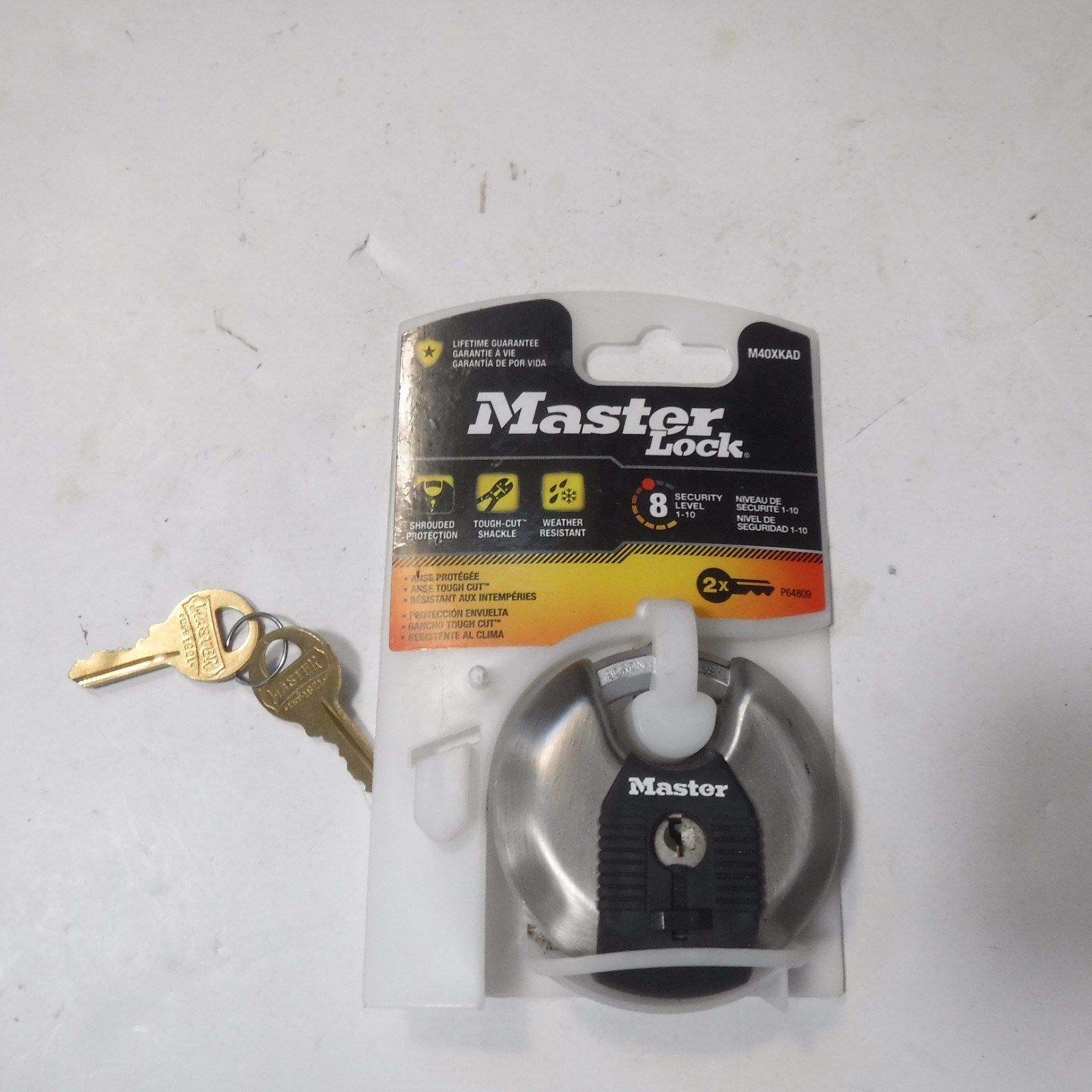 Master M40XKAD shrouded padlock