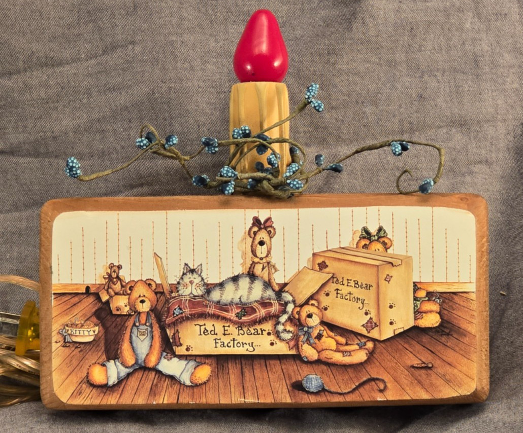 Vintage Hand-Made Decoupage Kids Lamp Night Light Teddy Bear Factory Works!