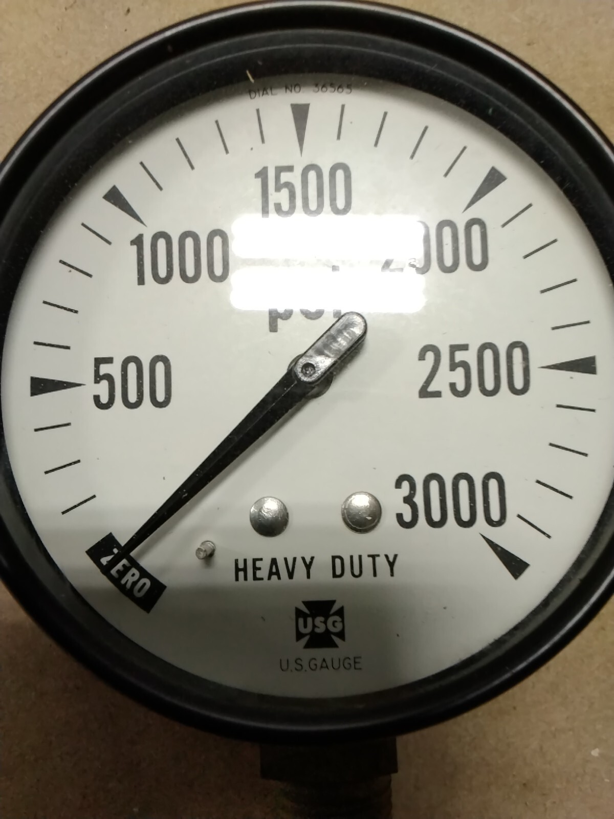 Ametek Gauge USG 0-3000 psi 2 1/2" NOS A67