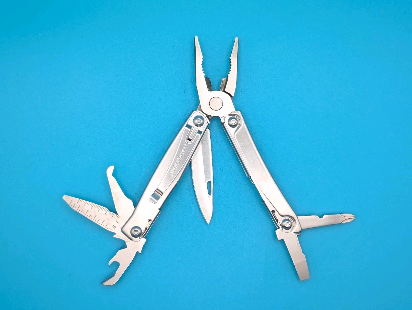 Leatherman Rev 3.8" Multi-Tool, Stainless!