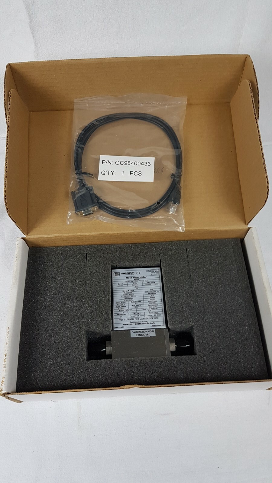 Sierra M100L-NR-2-OV1-PV2-V3-C10 Mass Flow Meter - SmartTrak2 500 psig - Unused
