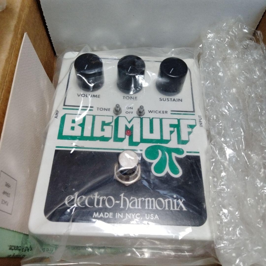 electro-harmonix BIG MUFF Pi Fuzz with Box