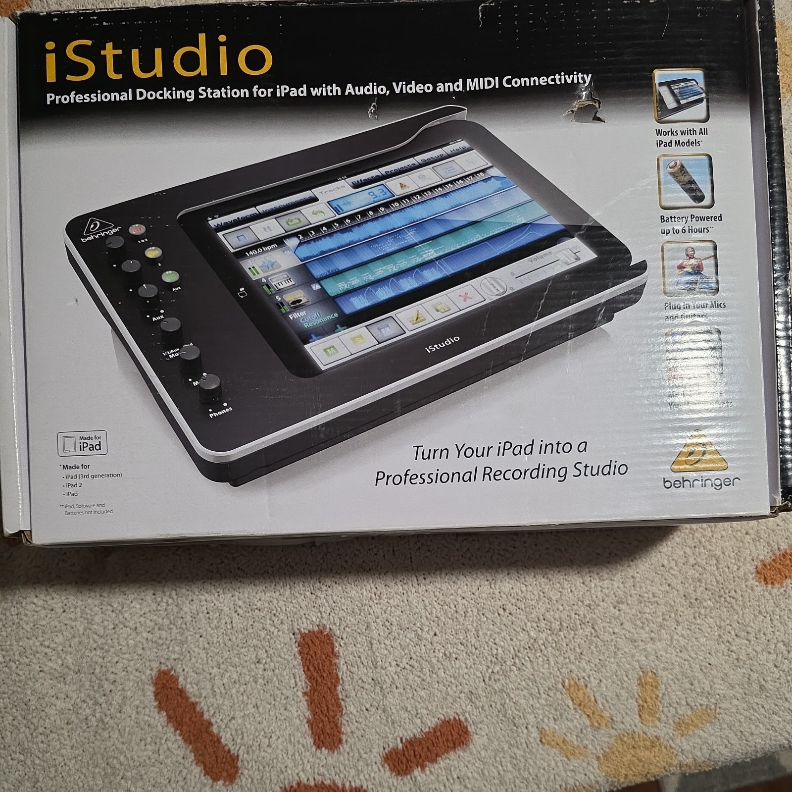 Behringer iStudio iS202 iPad Recording Dock Interface w/ MIDI, Phono, XLR, 1/4",