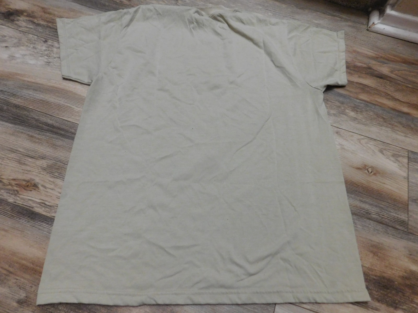 US MILITARY SAND UNDERSHIRT SIZE LARGE