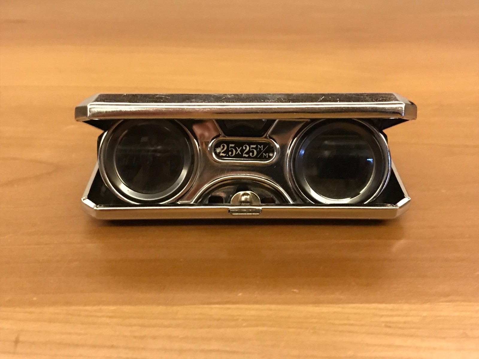 Vintage King 2.5x Binoculars