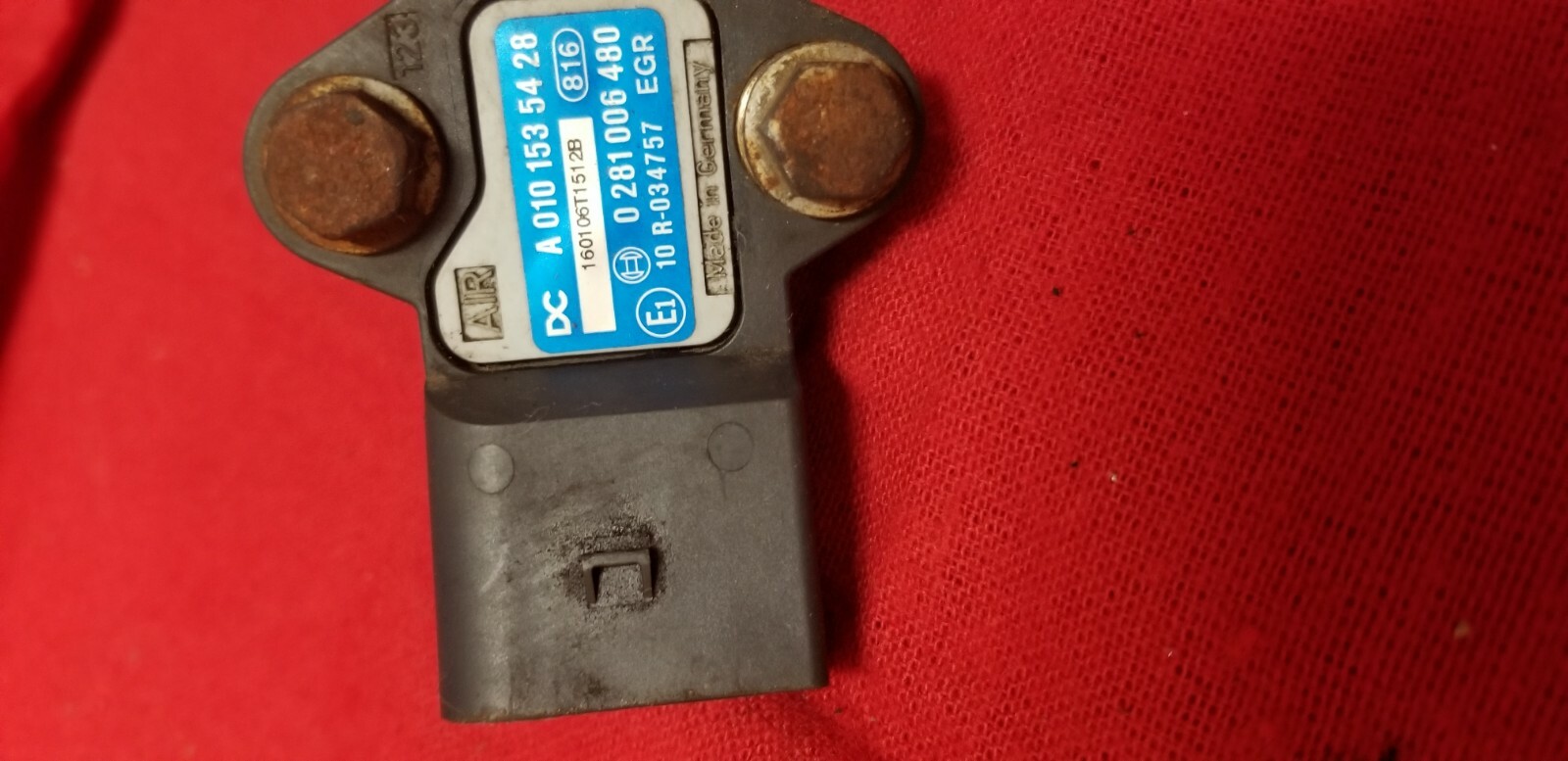FREIGHTLINER  DETROIT DIESEL SENSOR A010 153 54 28, 10 R 034757 EGR