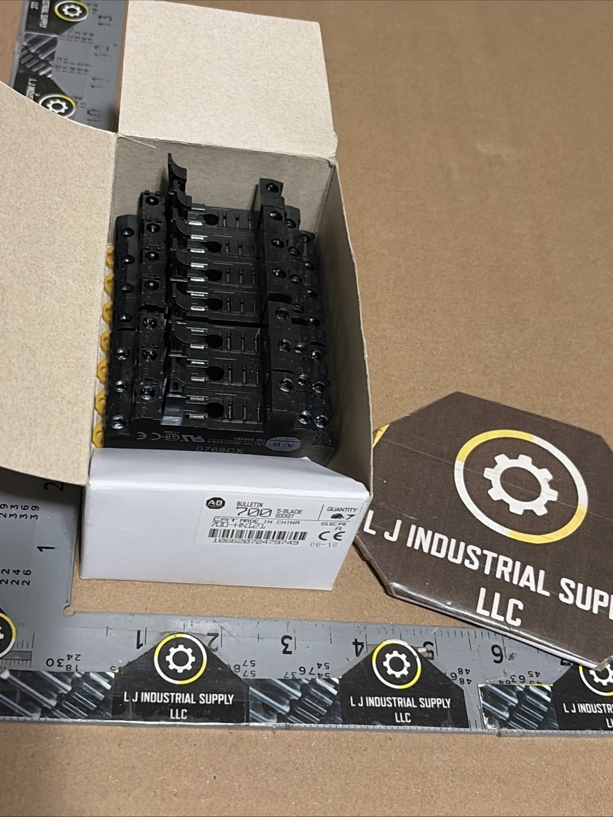 NEW! ALLEN BRADLEY 700-HN121 5-Blade Sockets 10A [LOT OF 7!]_WARRANTY_FAST SHIP!