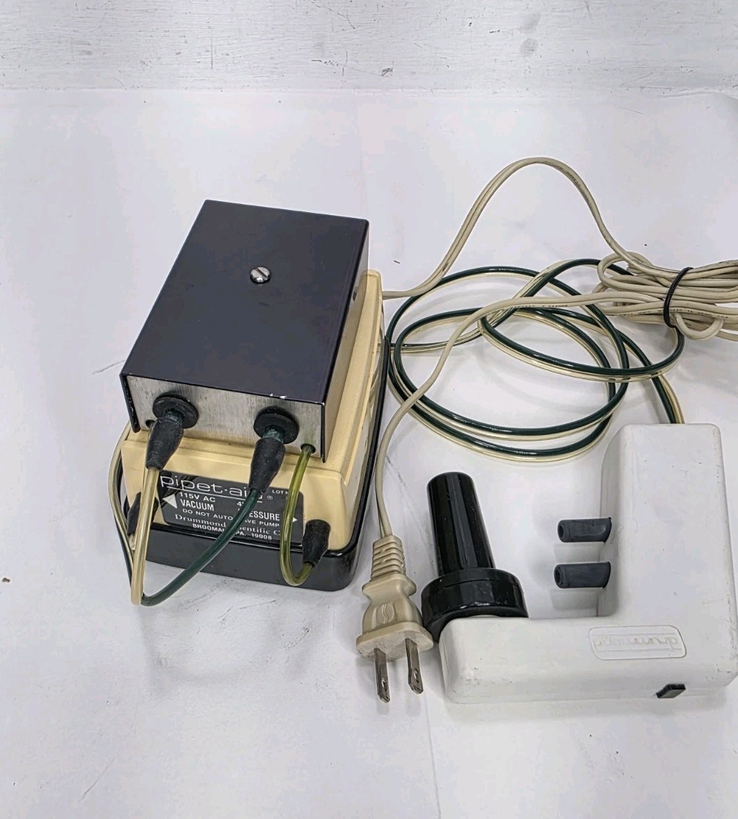 Drummond Scientific - Pipet-Aid - Vacuum Pressure Pump & Pipettor - 115VAC
