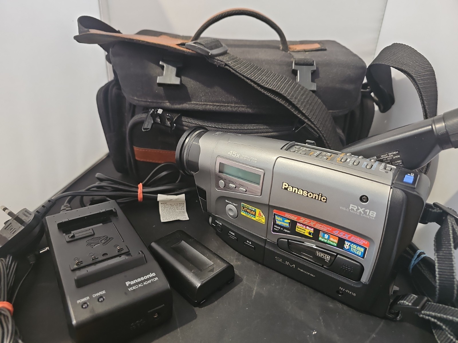 Panasonic NV-RX18 Slim Palmcorder VHS-C Camcorder Working & Tested