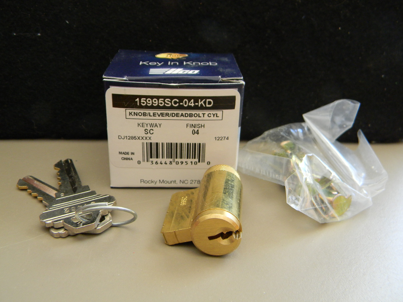 ILCO Grade 2 Knob, Lever  Deadbolt Cylinder Kit- Schlage SC1 Keyway- Brass