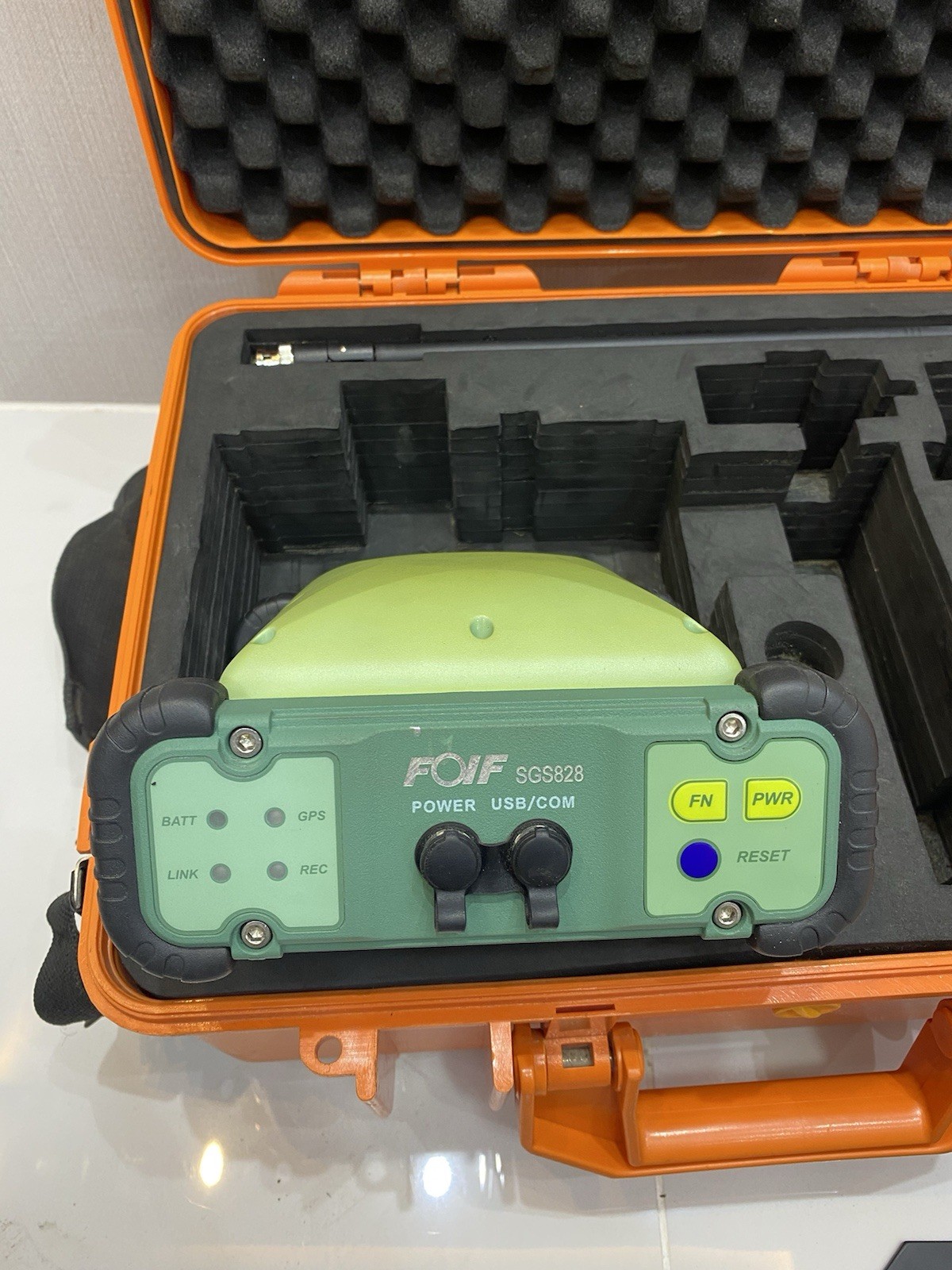 FOIF SGS 828 GPS Receiver