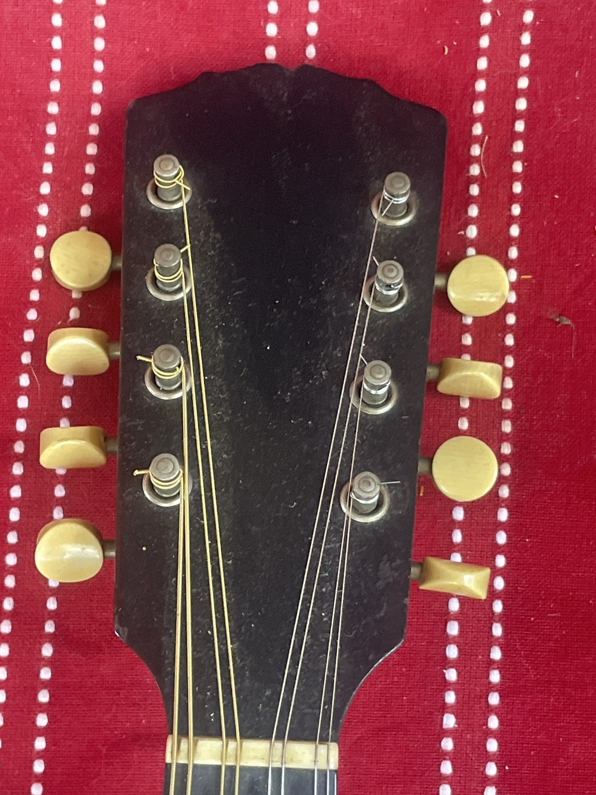The Gibson 1917 Model A 8 String Mandolin & Case All Original Sounds Great !