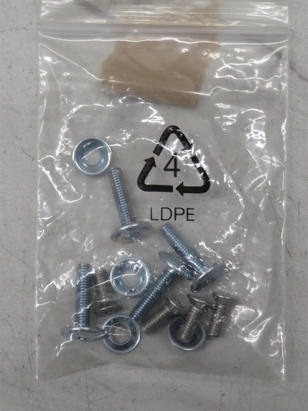 NEW APC Rack Mounting Bracket Set 0M-77578