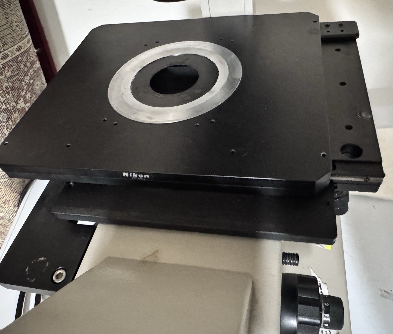 Nikon Diaphot Inverted Phase Contrast Microscope With 3 Objectives