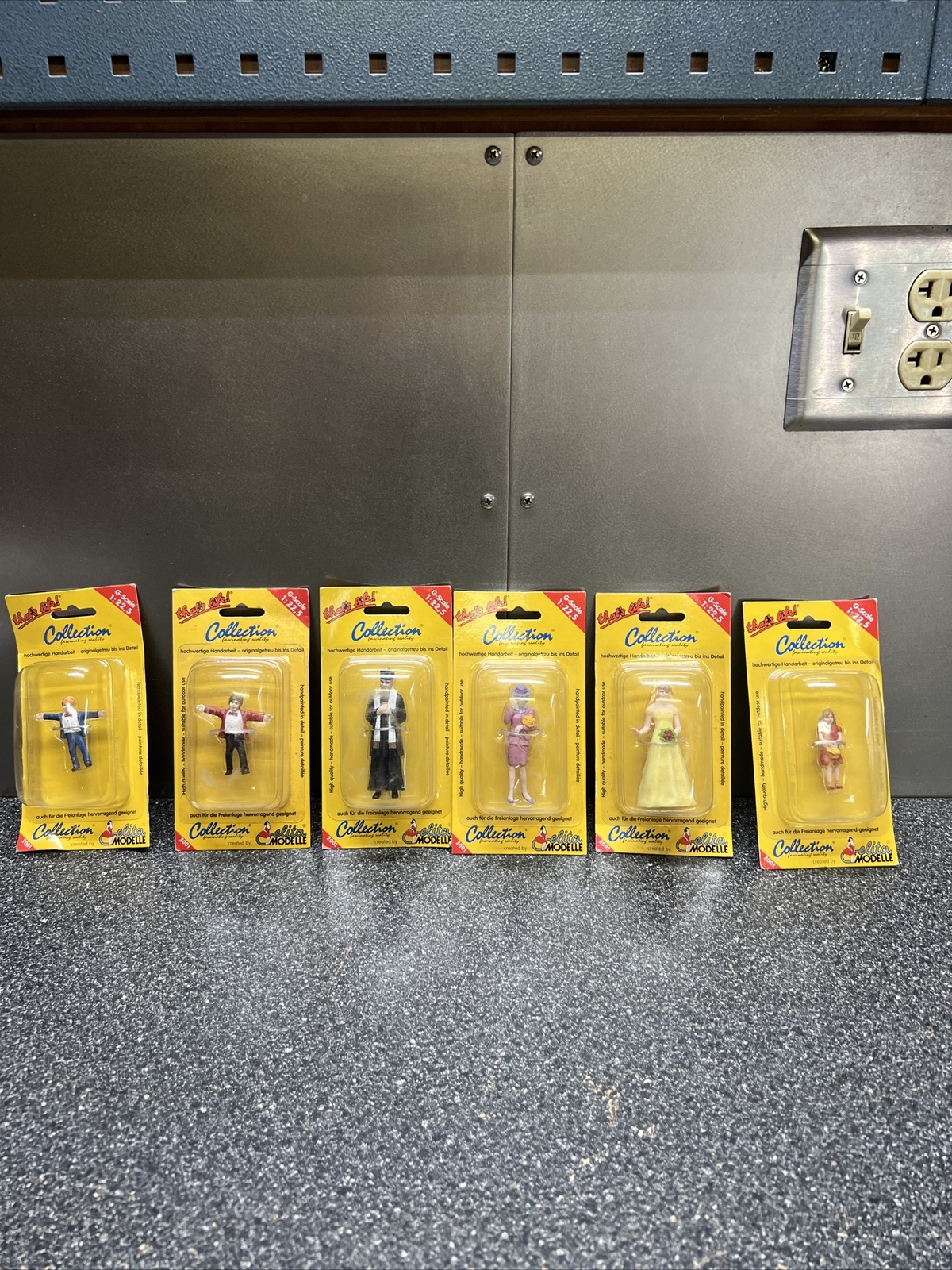 (2) NOS SET OF 6 G Scale Elita Modelle Figures Wedding Or Funeral