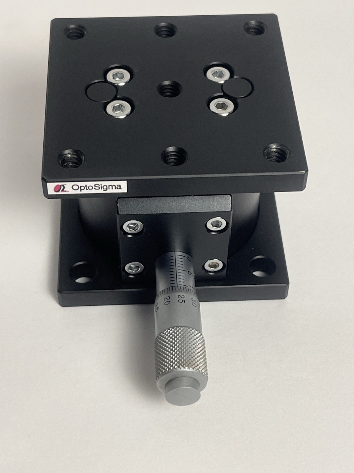 OPTOSIGMA TSD- 653UU Manual Z-Axis Vertical Translation Stage 65x65mm 1/4-20