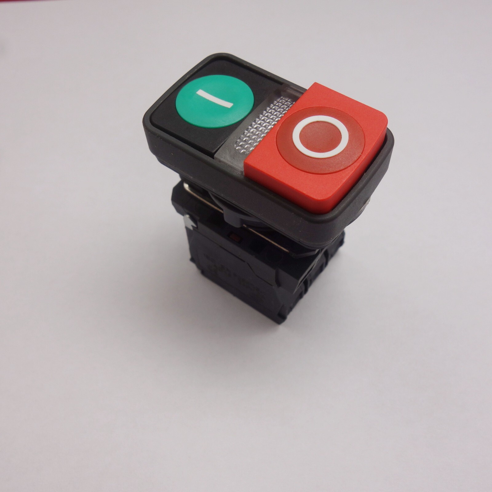Double-headed pushbutton Fits XB5AW73731B5 Green flush, Red extended, Middle LED