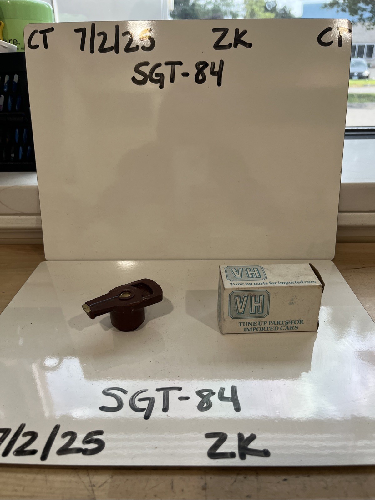 VH Distributor Rotor 3116 Color May Vary