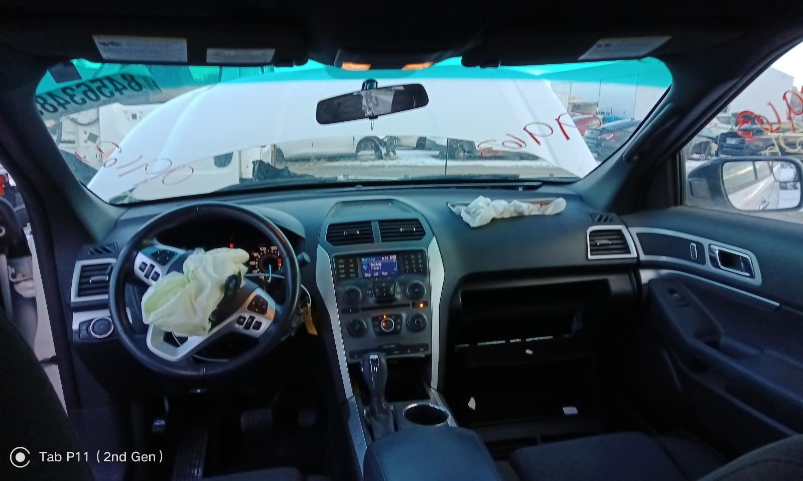 EXPLORER 2012 Info-GPS-TV Screen 764980