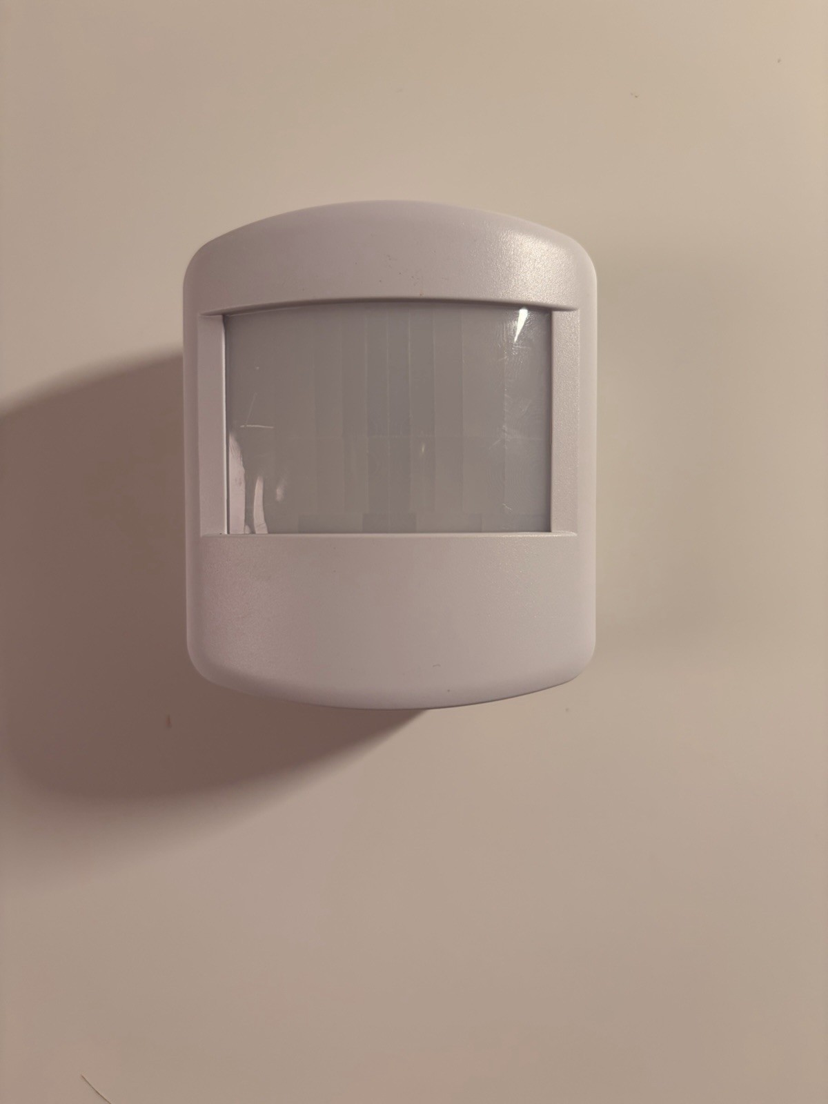Vivint Smart Home VS-PIR200-345 Wireless Motion Sensor Detector Excellent