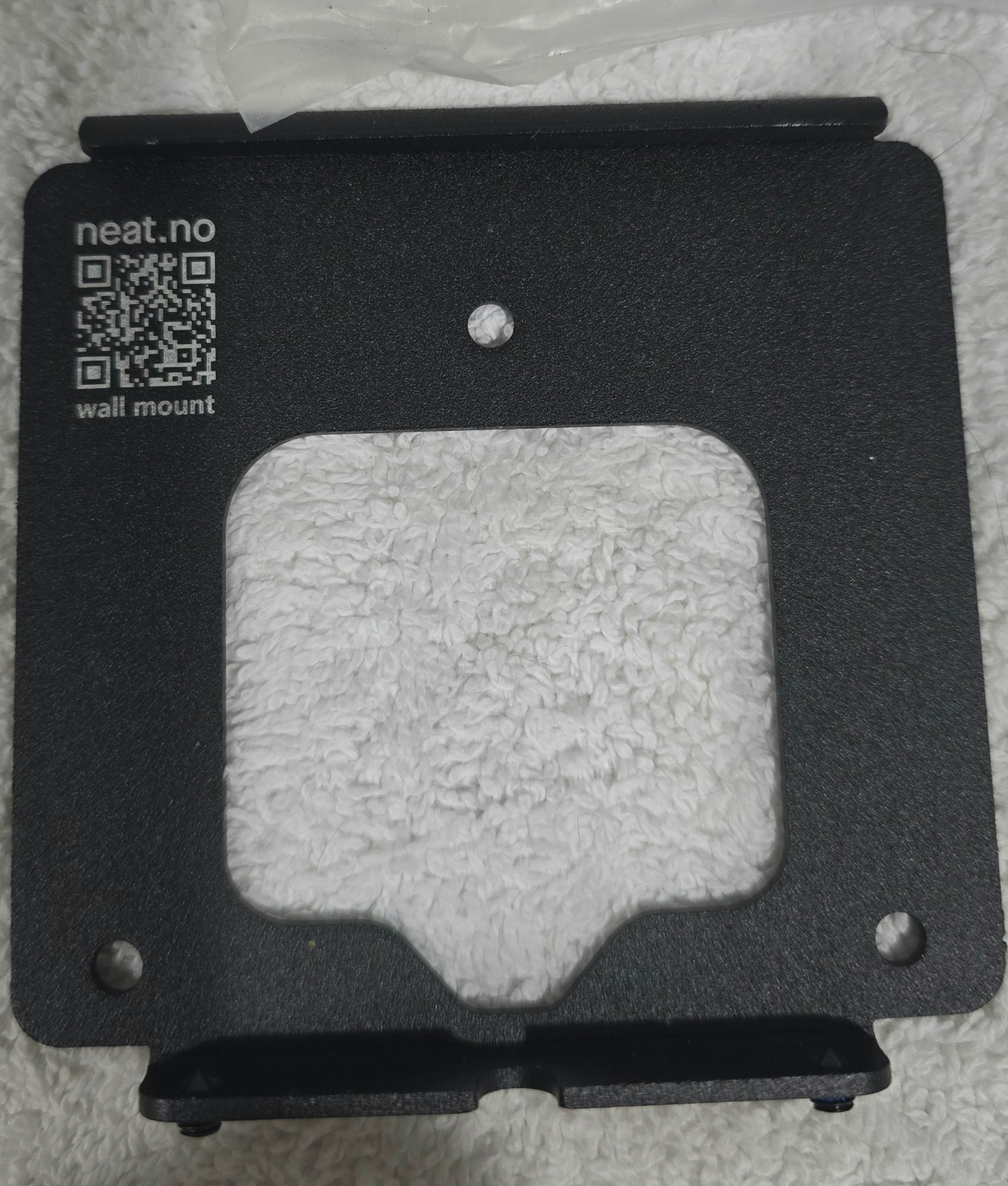 Neat NEATPAD Room Controller Scheduling. WALL MOUNT ONLY. Brand new.