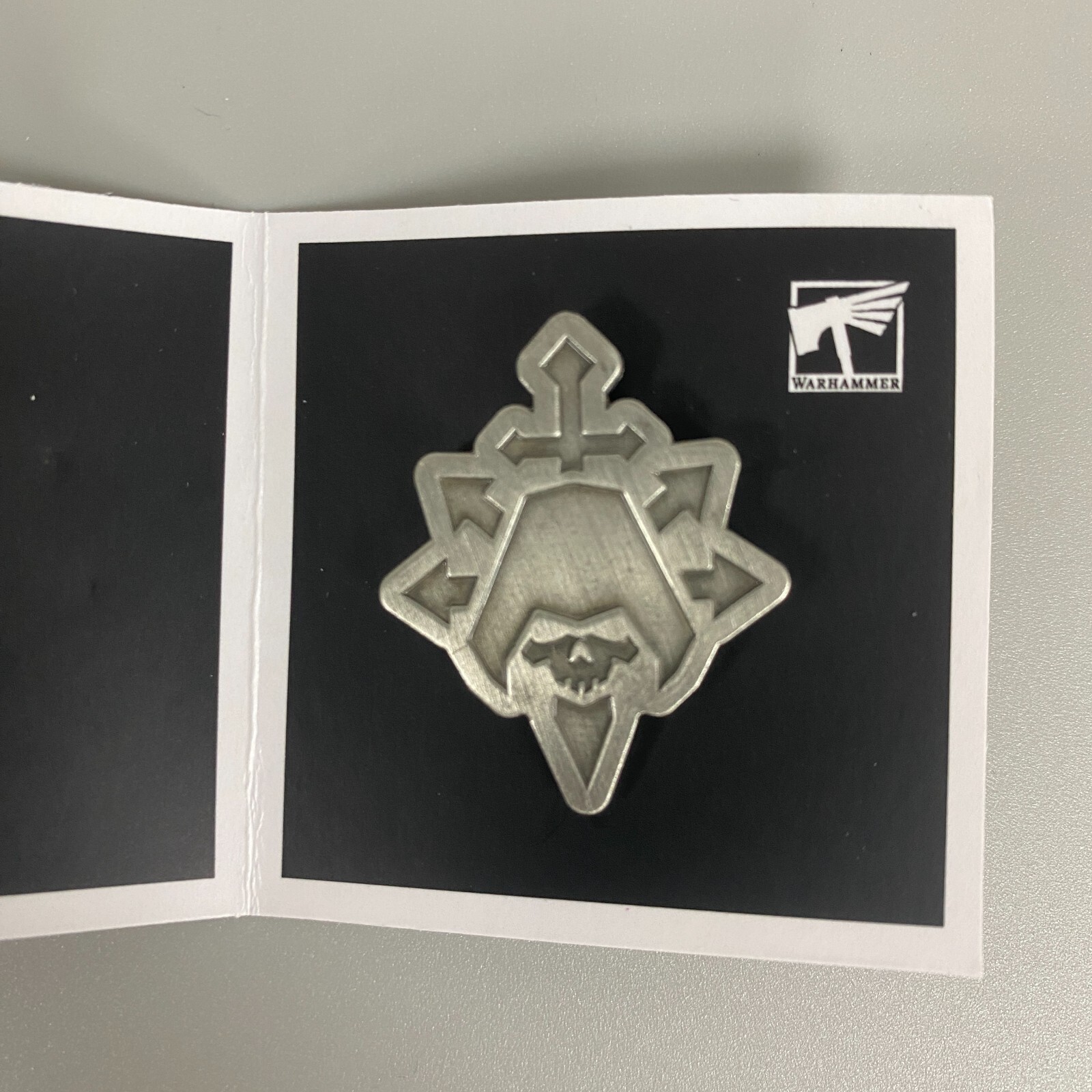 THE FALLEN DARK ANGELS PIN BADGE WARHAMMER 40,000 KOYO OFFICIAL SPACE MARINES
