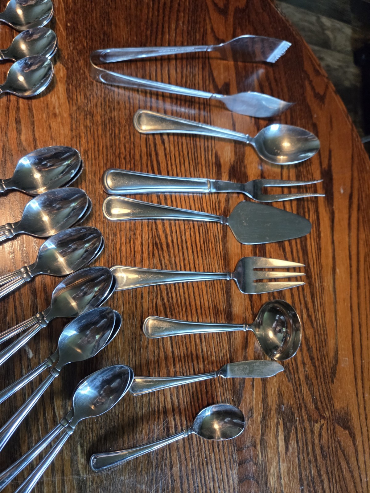 71 Pcs Reed & Barton MENDON Select 18/10 Stainless Flatware W/ Large Serving Pcs