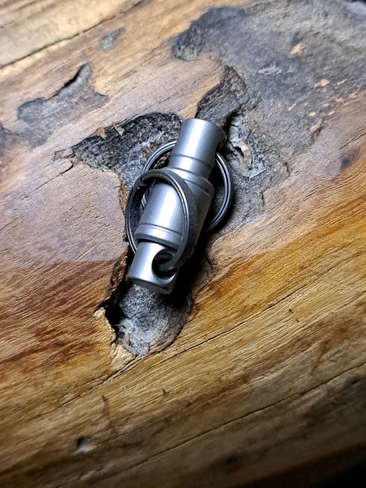 Minimalist Series Titanium Quick-Release Keychain Swivel