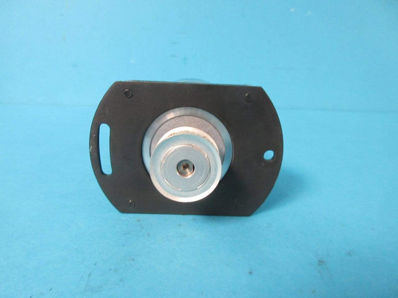 ORIENTAL MOTOR VEXTRA STEPPING MOTOR 2- PHASE PH266-E1.2-C19 6V DC 1.8" STEP WP7