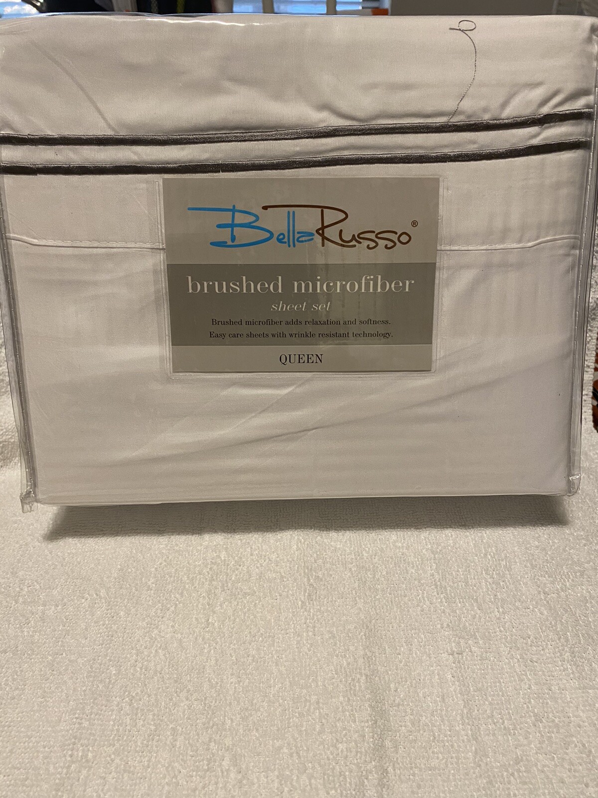 "Brand New" Brushed Microfiber Queen Sheet Set By:  Bella Russo