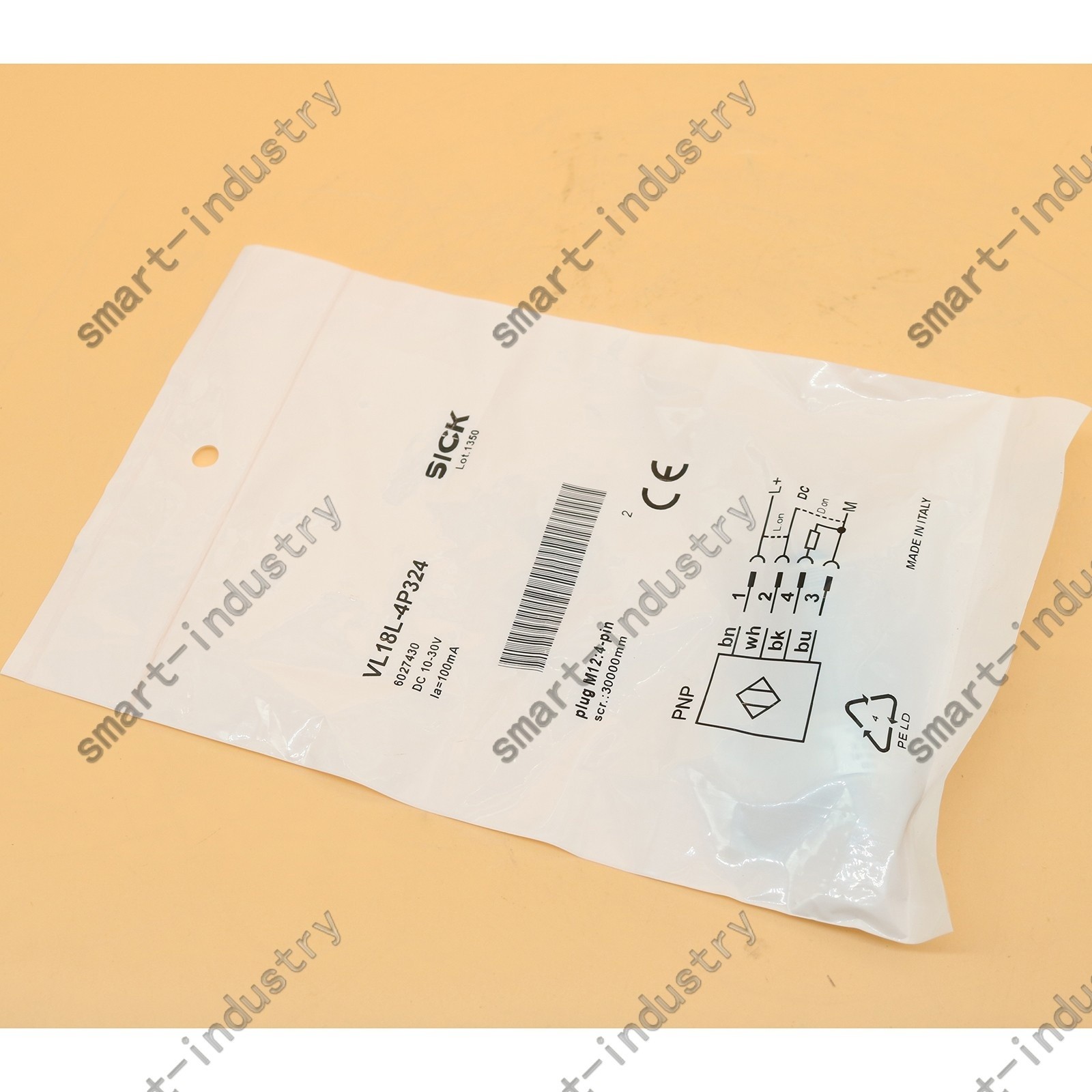 1 piece new VL18L-4P324 Photoelectric Sensors Free ship *tm
