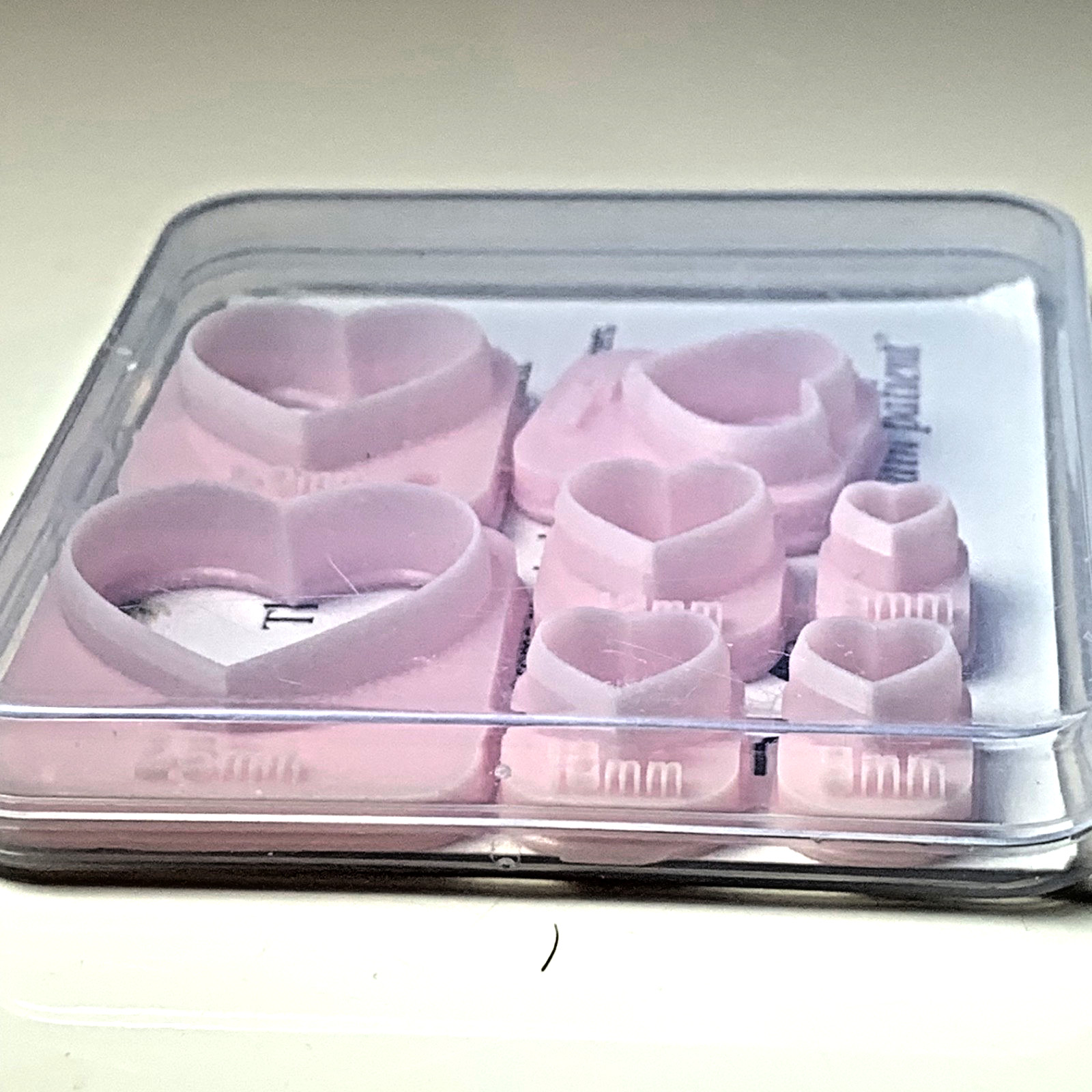 Polymer Heart Clay Cutters- Set of 7 ( 6mm,8,10,12,15,20,25mm ) New.