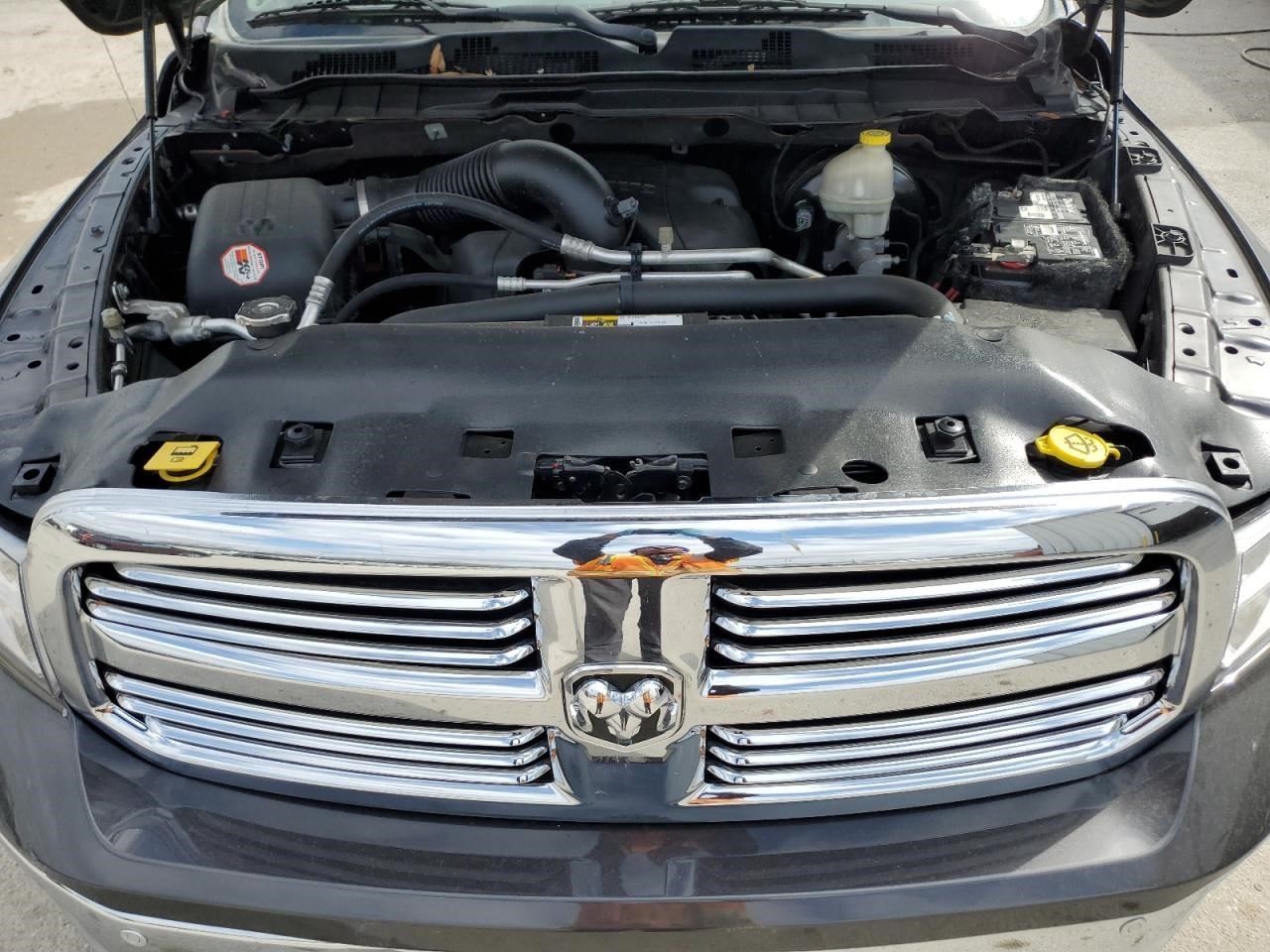 2016 Dodge RAM 1500 Air Shutter