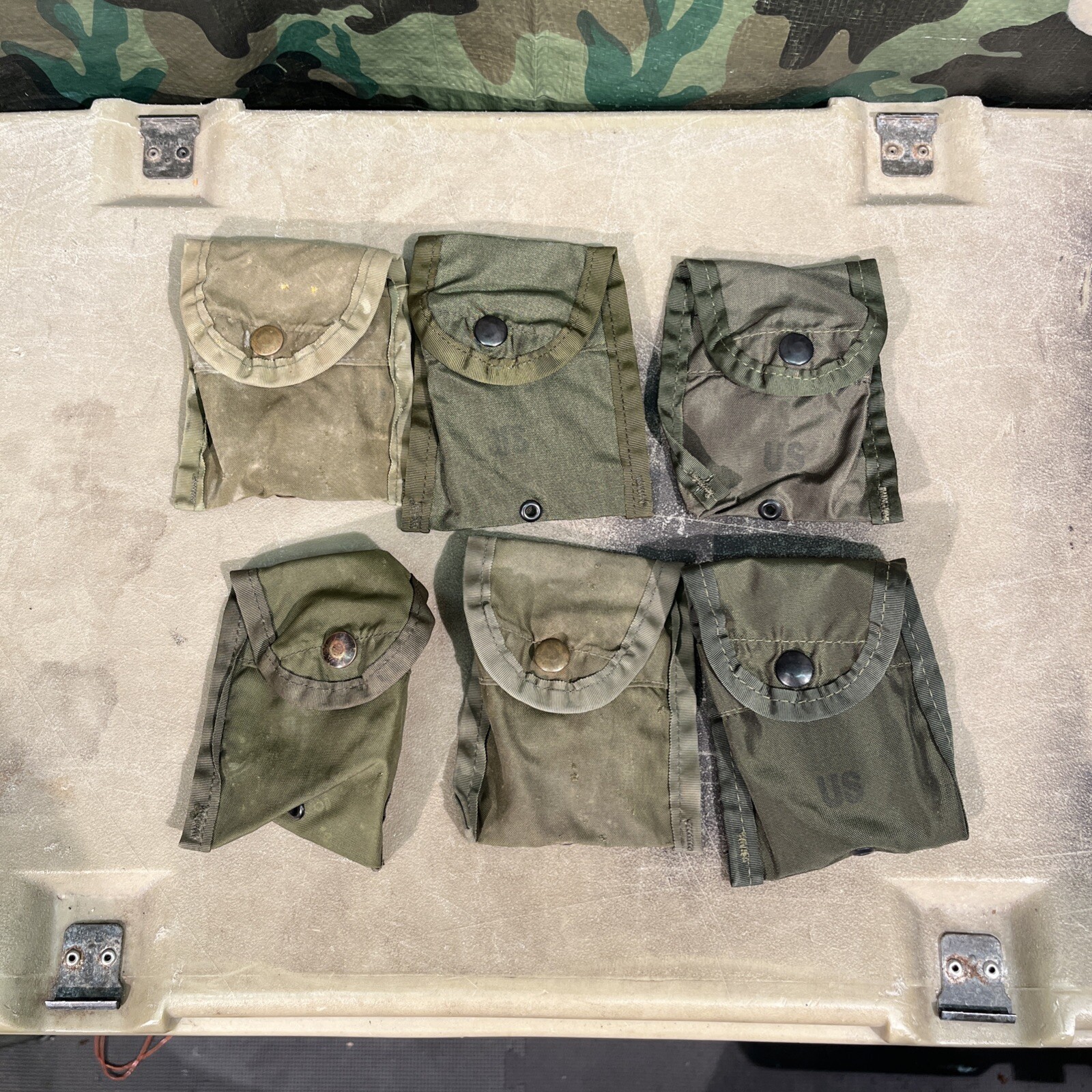 Lot of 6 US Military G.I. Issue LC-1 Compass/First Aid Pouch Alice Clip
