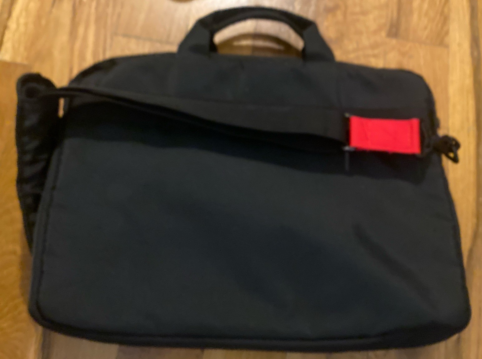 Lenovo ThinkPad Laptop Case Briefcase Messenger Bag Black Red Padded Shoulder