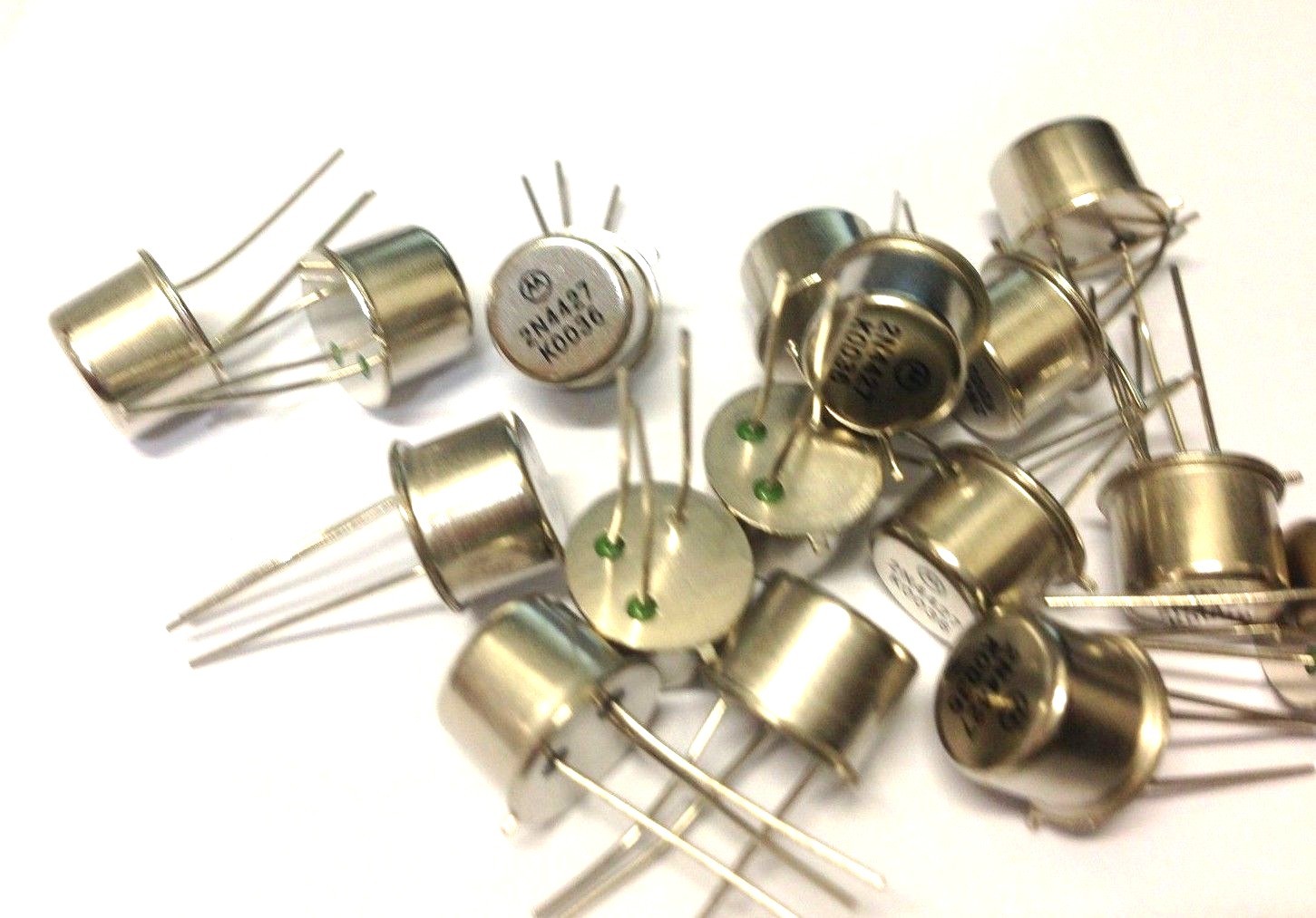 LOT OF 5 2N4427 NPN Silicon RF Transistor New Original MOTOROLA