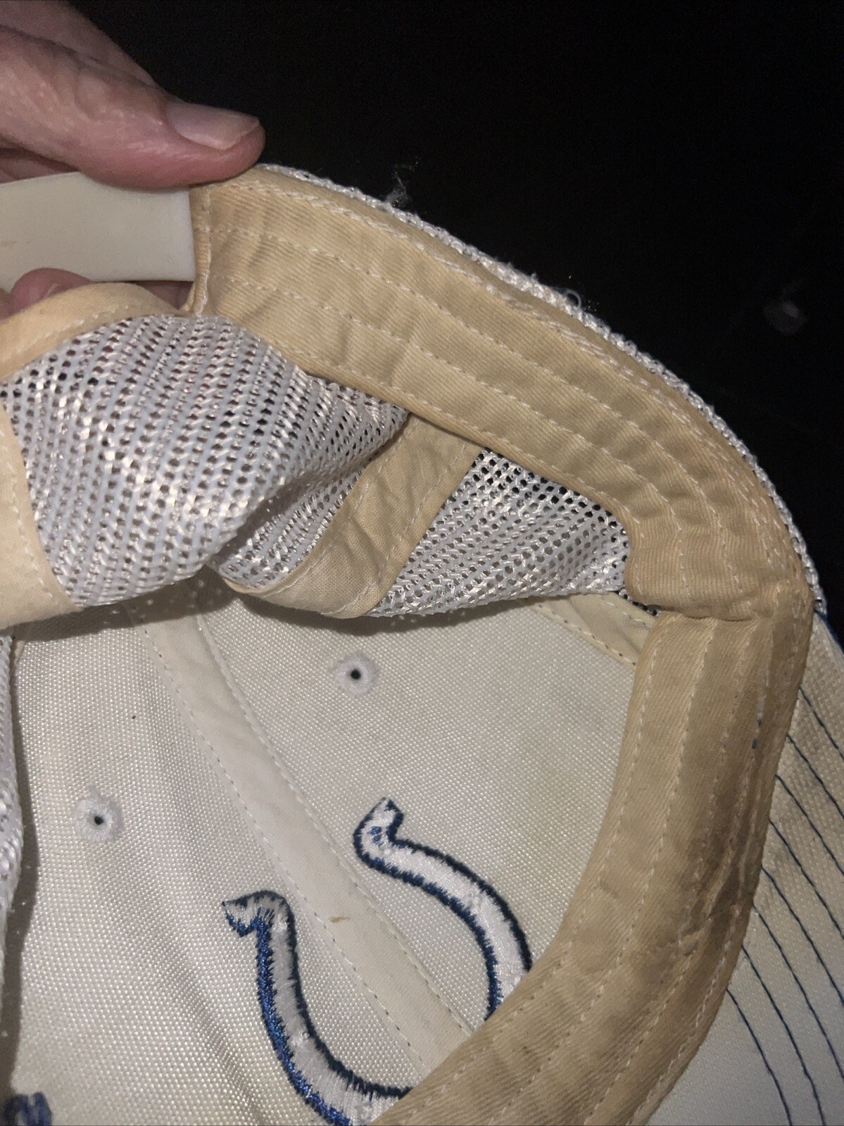 Indianapolis Colts White Hat Cap w Blue Horseshoe, White Mesh Worn Inside