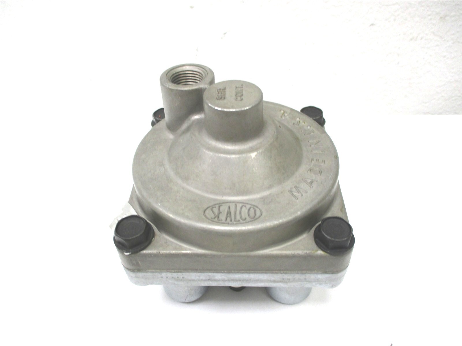 RSL110415 GENUINE MERITOR BRAKE RELAY VALVE 4 PORT 4 PSI CRACK PRESSURE 110415
