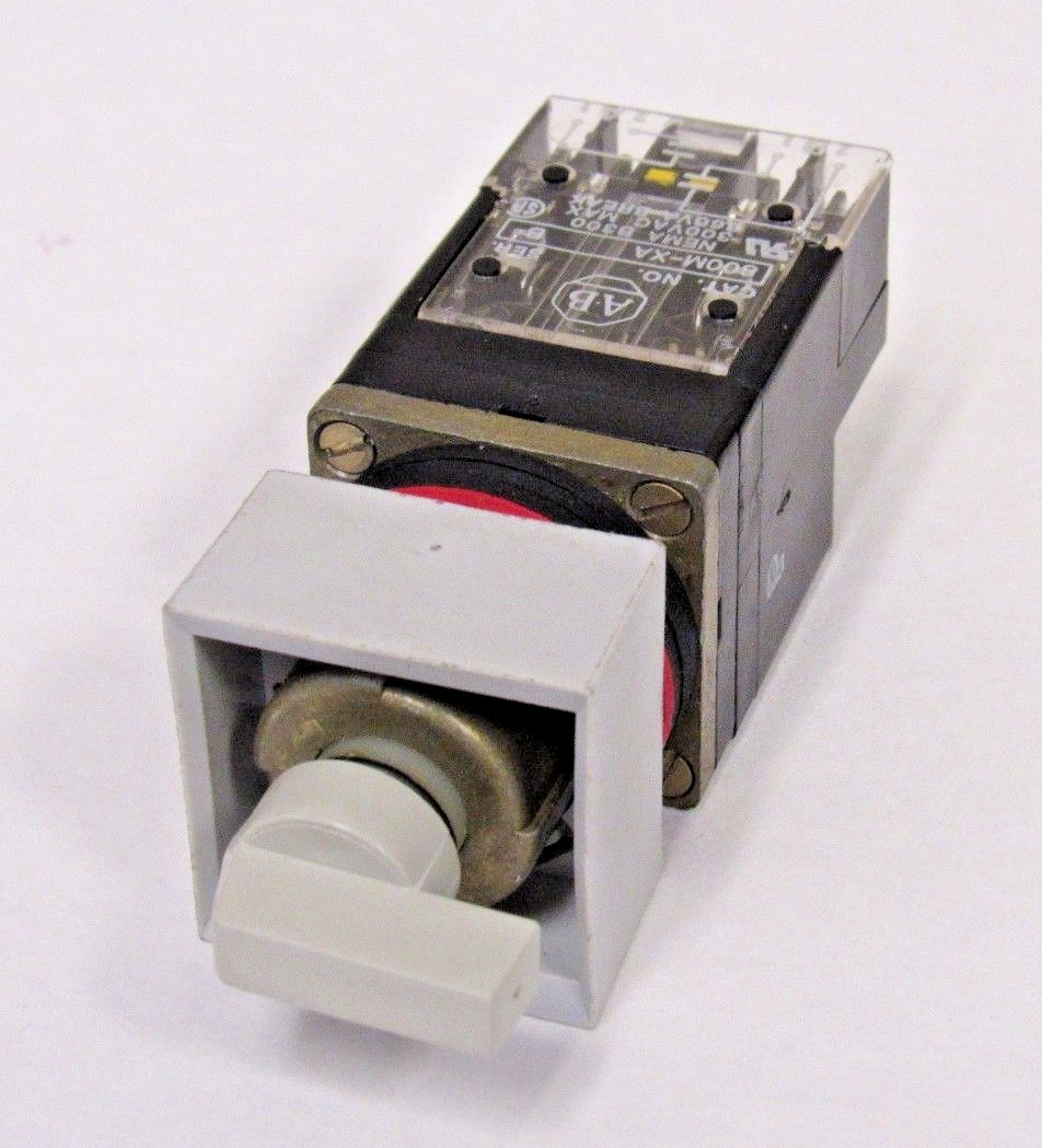 ALLEN BRADLEY 800MS-JG2BB 3 POSITION SQUARE SELECTOR SWITCH NEW OLD STOCK
