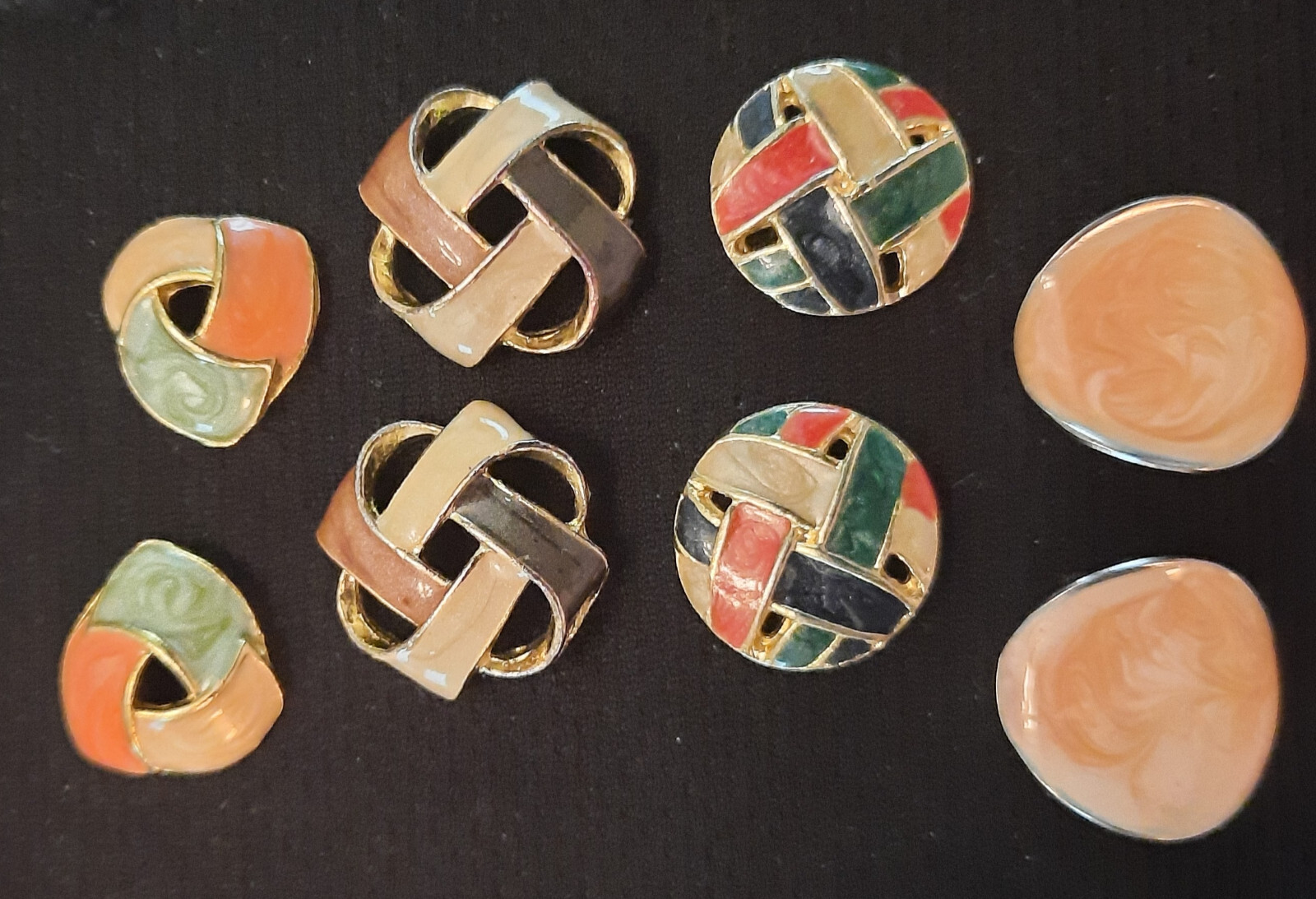 4 Pairs of Vintage Pierced  Earrings-Fun Shapes (80s) 1/2"-3/4"